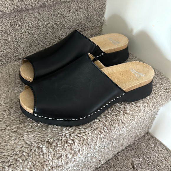 DANSKO RAVYN NAPPA BLACK - Picture 4 of 7